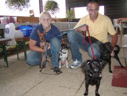 Molly (2. von links)